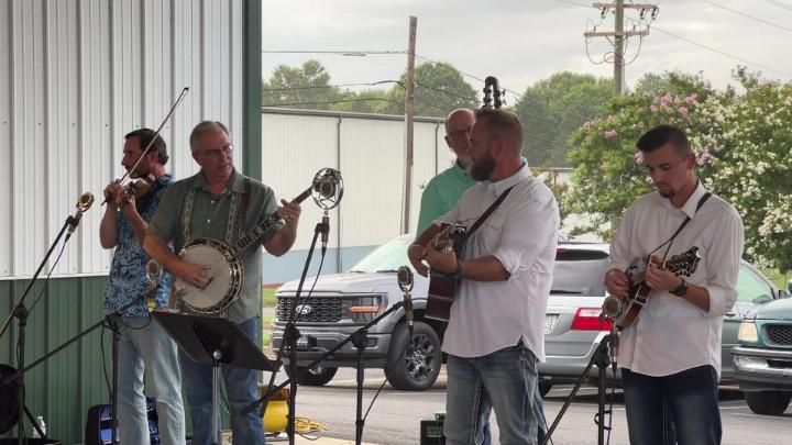 Thumbnail image for Harrison Ridge Music at the Market 2026